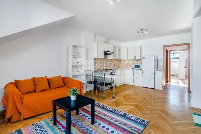 Pronájem bytu 2+kk, Praha - Vinohrady, Francouzská, 45 m2