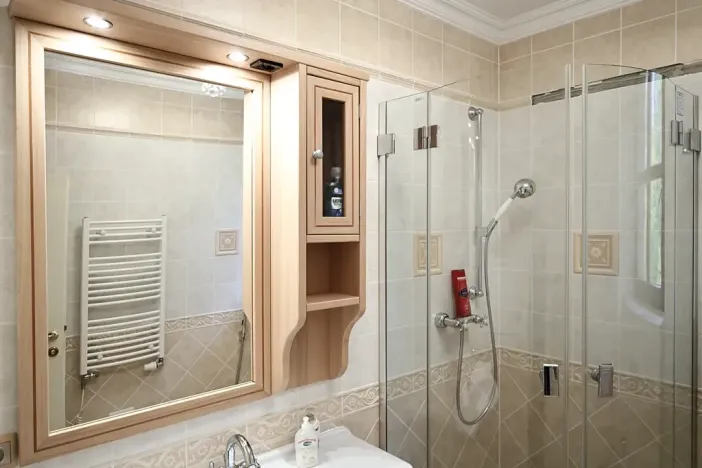 Prodej bytu 4+1, Karlovy Vary, Tylova, 182 m2