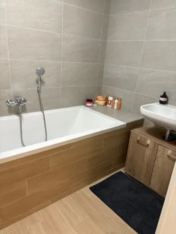 Pronájem rodinného domu, Praha - Třeboradice, Josefa Charváta, 97 m2