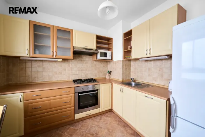 Pronájem bytu 2+1, Pardubice - Zelené Předměstí, nábřeží Závodu míru, 59 m2