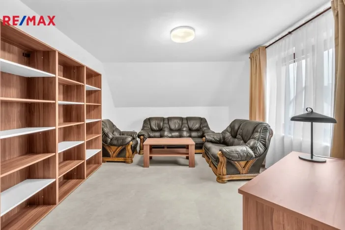 Prodej rodinného domu, Smiřice, Husova, 250 m2