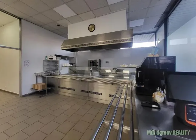 Pronájem restaurace, Praha - Strašnice, V olšinách, 150 m2