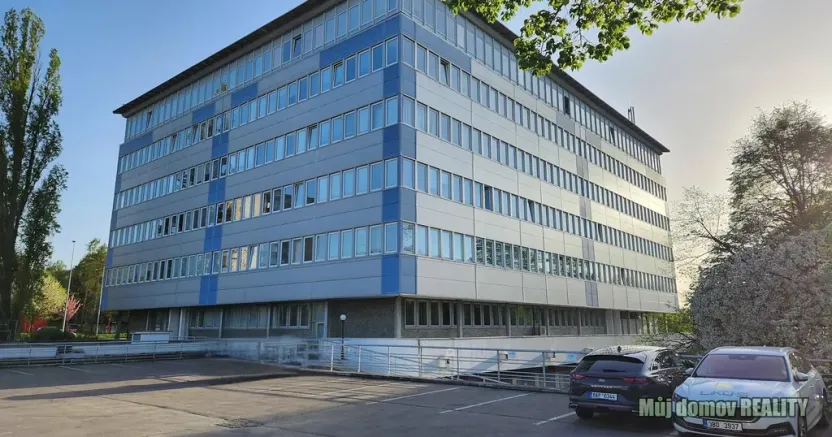 Pronájem restaurace, Praha - Strašnice, V olšinách, 150 m2