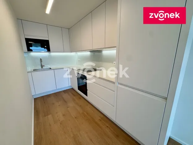 Pronájem bytu 2+kk, Zlín, Nad Stráněmi, 59 m2