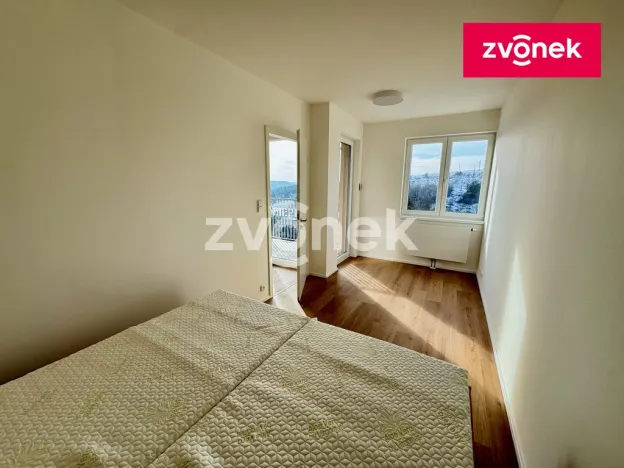 Pronájem bytu 2+kk, Zlín, Nad Stráněmi, 59 m2