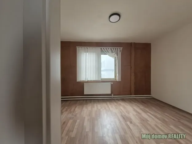 Pronájem ubytování, Praha - Uhříněves, Přátelství, 626 m2