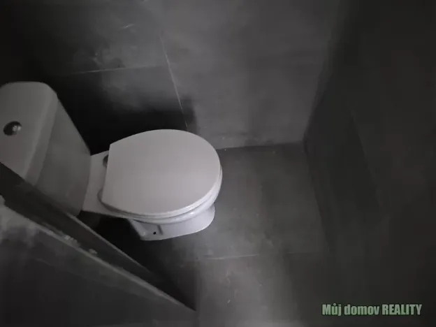 Pronájem ubytování, Praha - Uhříněves, Přátelství, 626 m2