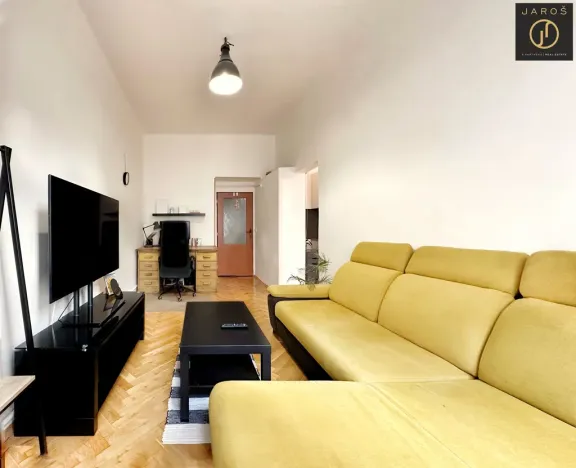 Pronájem bytu 2+kk, Praha - Žižkov, Hartigova, 38 m2