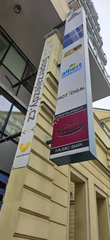 Pronájem obchodního prostoru, Praha - Vinohrady, Chrudimská, 360 m2