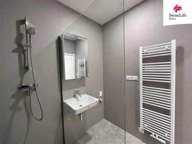 Pronájem bytu 2+kk, Praha - Žižkov, Jeseniova, 55 m2