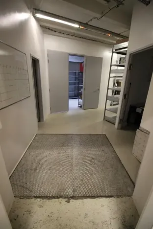 Pronájem skladu, Praha - Nusle, Mojmírova, 165 m2