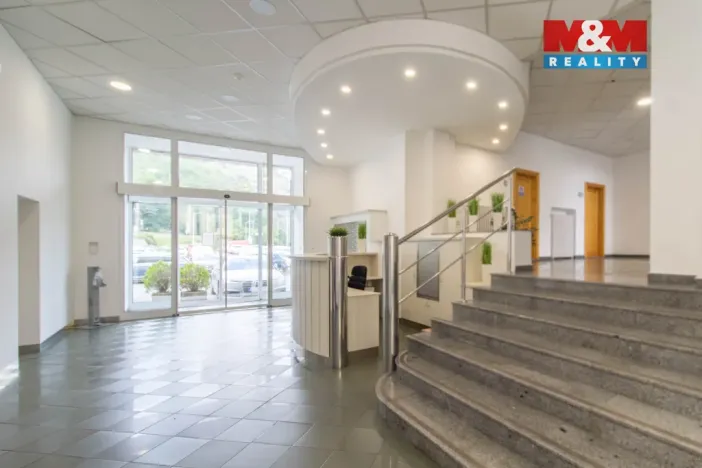 Pronájem kanceláře, Praha, Podbabská, 38 m2