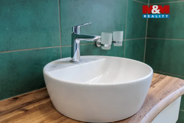 Prodej bytu 2+1, Karlovy Vary, Bělehradská, 96 m2