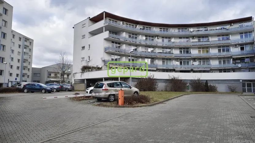 Prodej garážového stání, Brno - Slatina, Lučiny, 12 m2