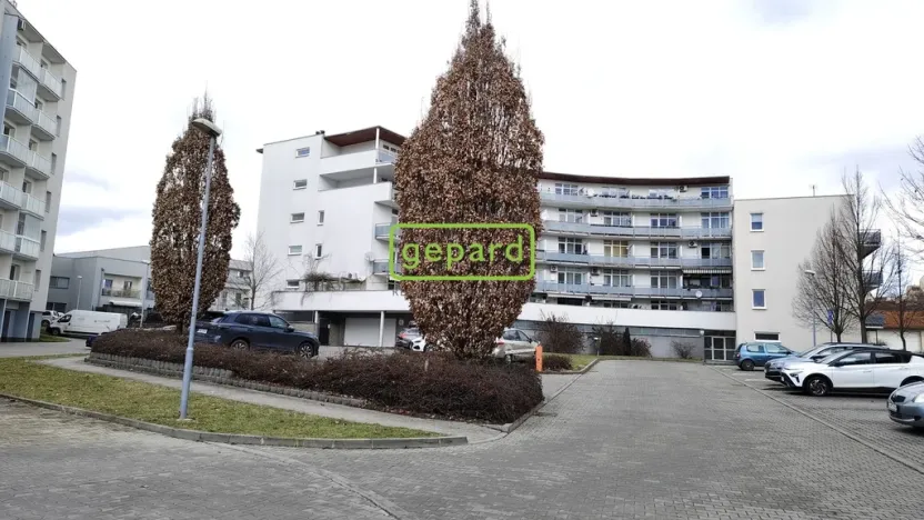 Prodej garážového stání, Brno - Slatina, Lučiny, 12 m2