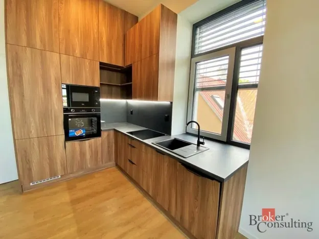 Pronájem bytu 2+kk, Ostrava - Moravská Ostrava, Křižíkova, 44 m2