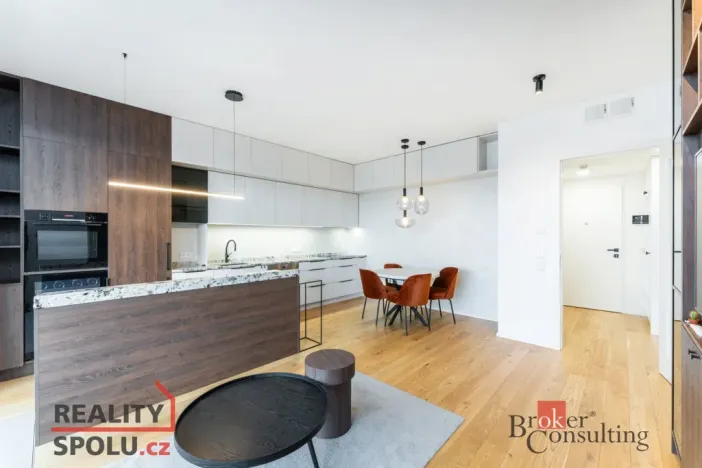 Pronájem bytu 2+kk, Praha - Smíchov, Podbělohorská, 62 m2