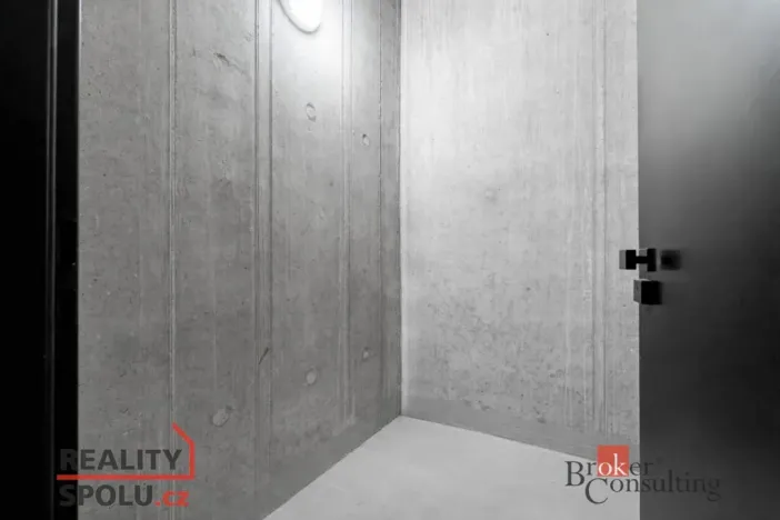 Pronájem bytu 2+kk, Praha - Smíchov, Podbělohorská, 62 m2