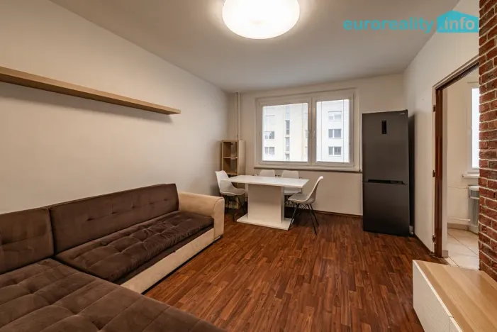 Prodej bytu 3+1, Horní Slavkov, Dlouhá, 65 m2