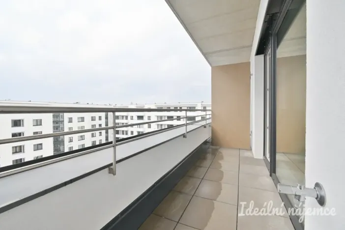 Pronájem bytu 1+kk, 33 m2