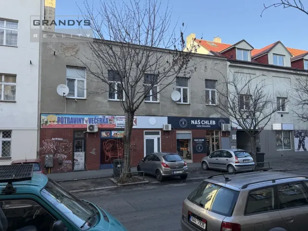 Prodej činžovního domu, Praha - Strašnice, Na hroudě, 400 m2