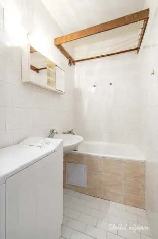 Pronájem bytu 2+kk, Praha - Hlubočepy, V remízku, 45 m2