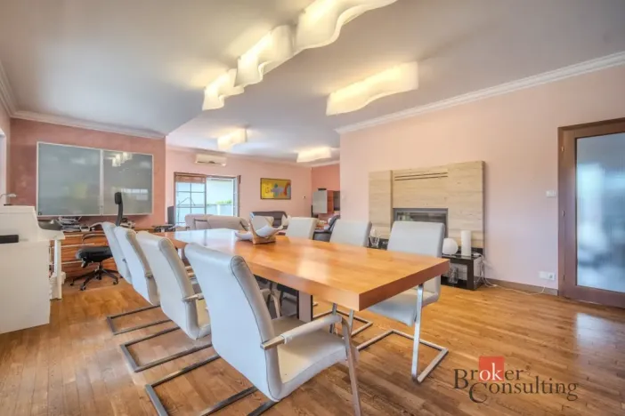 Prodej rodinného domu, Praha - Horní Počernice, Zárybnická, 307 m2