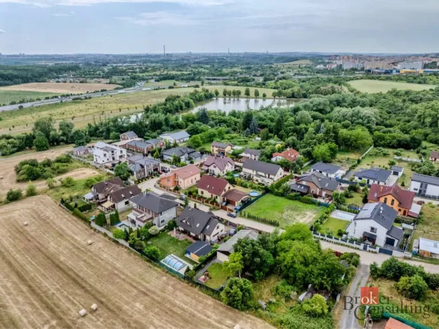 Prodej rodinného domu, Praha - Horní Počernice, Zárybnická, 307 m2
