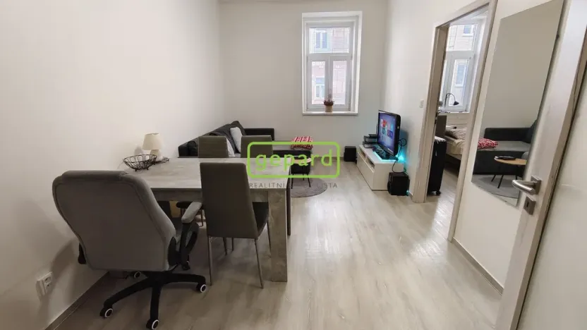 Pronájem bytu 2+kk, Brno - Zábrdovice, Slepá, 37 m2