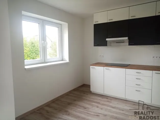 Pronájem bytu 3+1, Návsí, 79 m2