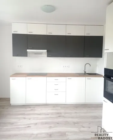 Pronájem bytu 3+1, Návsí, 79 m2