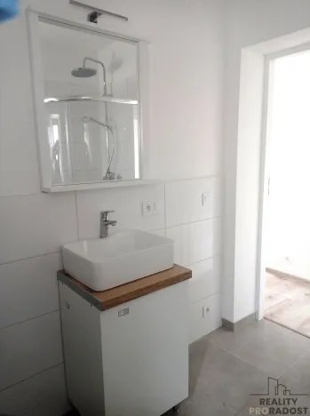 Pronájem bytu 3+1, Návsí, 79 m2