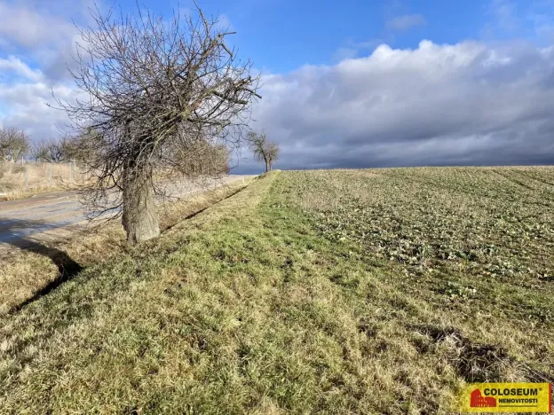 Prodej pozemku pro bydlení, Znojmo - Přímětice, 750 m2