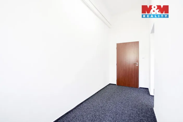 Pronájem kanceláře, Plzeň - Lobzy, Republikánská, 21 m2