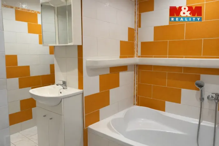 Prodej bytu 2+1, Louny, Kpt. Nálepky, 67 m2