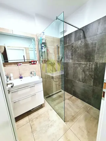 Pronájem bytu 2+kk, Olomouc, 17. listopadu, 63 m2