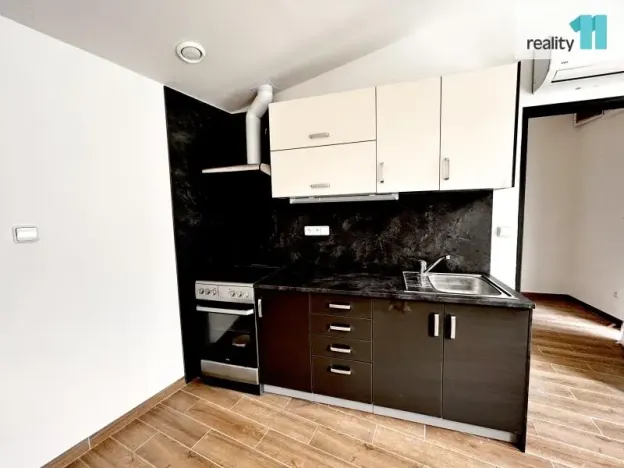 Prodej rodinného domu, Praha - Michle, Michelská, 34 m2