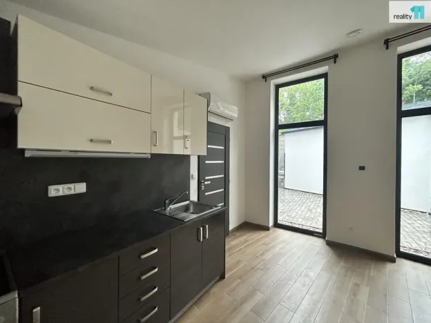 Prodej rodinného domu, Praha - Michle, Michelská, 34 m2
