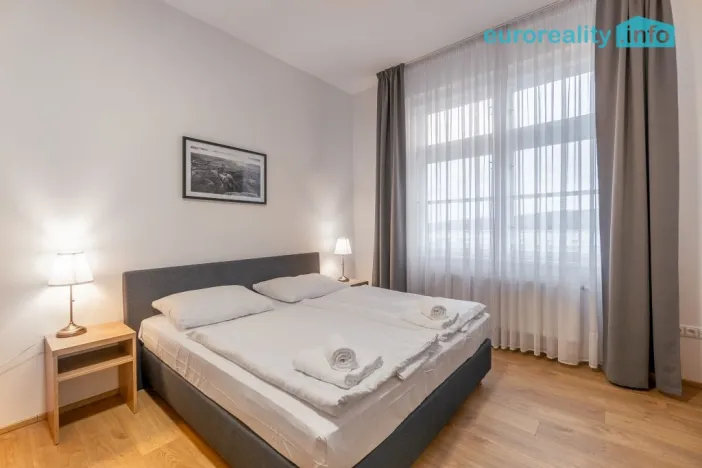 Pronájem bytu 2+1, Mladá Boleslav, náměstí Míru, 69 m2