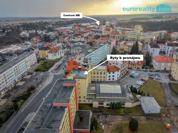 Pronájem bytu 2+1, Mladá Boleslav, náměstí Míru, 69 m2