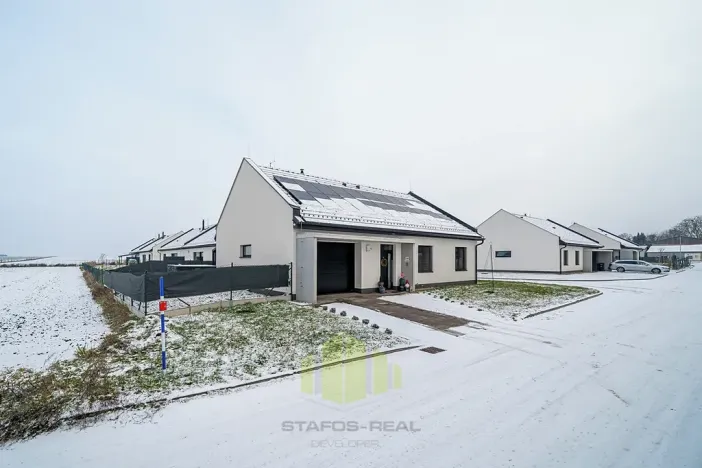 Prodej rodinného domu, Ústín, 128 m2