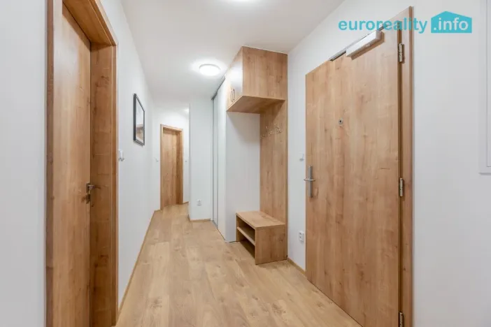 Pronájem bytu 2+1, Mladá Boleslav, náměstí Míru, 73 m2