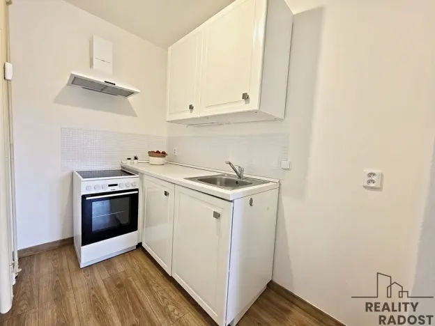 Pronájem bytu 2+kk, Brno, Moldavská, 46 m2