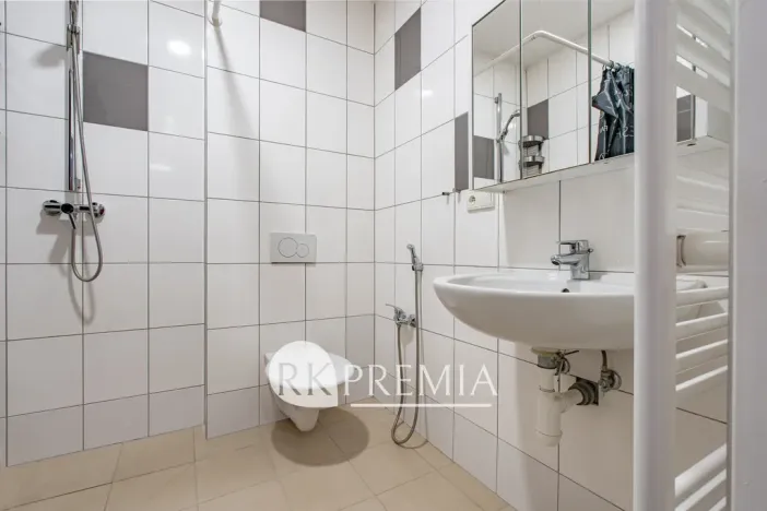 Pronájem bytu 3+1, Teplice, U Hadích lázní, 115 m2