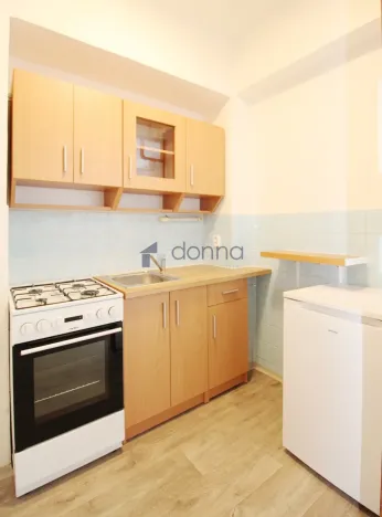 Pronájem bytu 2+kk, Praha, Na Farkáně III, 45 m2