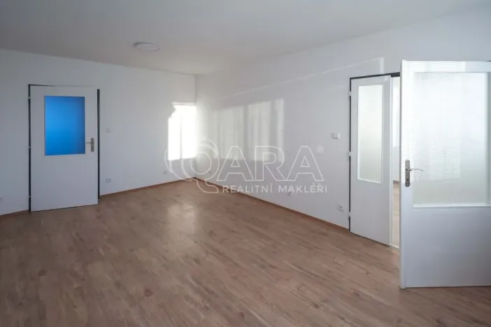 Pronájem bytu 3+1, Praha - Prosek, Jablonecká, 68 m2