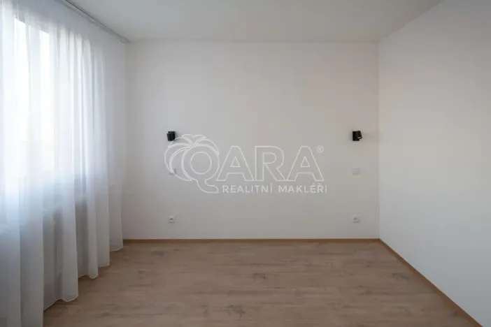 Pronájem bytu 3+1, Praha - Prosek, Jablonecká, 68 m2