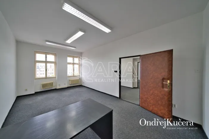 Prodej činžovního domu, Trutnov - Vnitřní Město, Krakonošovo náměstí, 857 m2