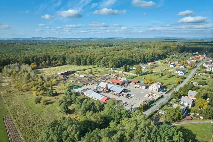 Prodej výrobních prostor, Seletice, 19535 m2