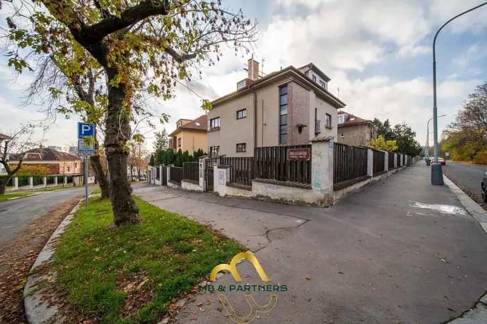 Pronájem bytu 3+1, Praha - Strašnice, Pod Viktorkou, 96 m2